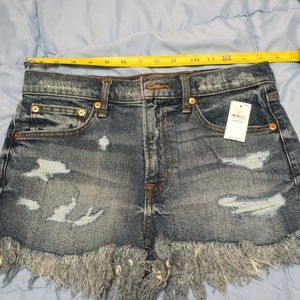 Gap cut off shorts.